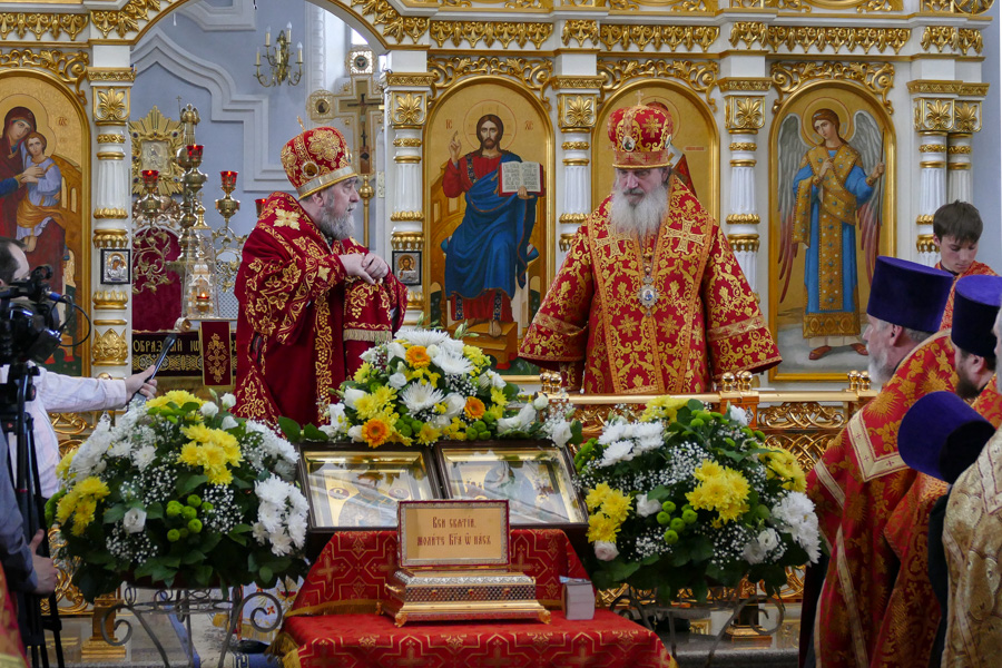 Сайт свято никольского. Свято Никольский храм Черлак. Церковь в Черлаке Омской области. Новая Церковь Черлак.